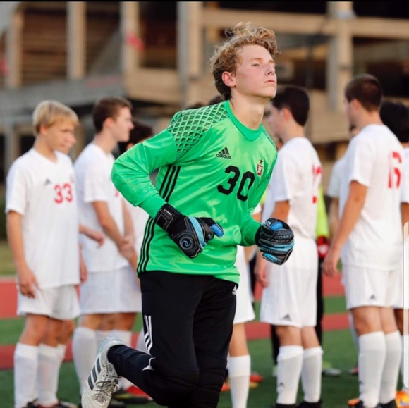 Meet your Posher, Erik - Picture 1 of 1